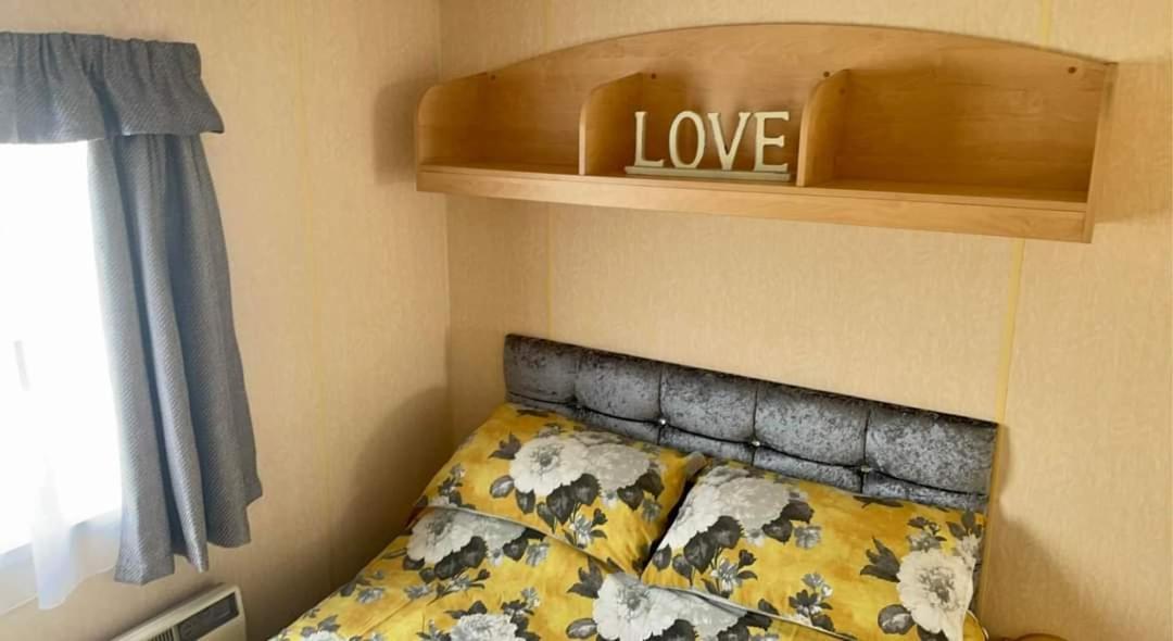 Dees Caravan Lettings Kingfisher Elm 453 英戈尔德梅尔斯 外观 照片