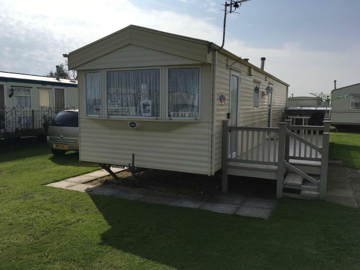 Dees Caravan Lettings Kingfisher Elm 453 英戈尔德梅尔斯 外观 照片